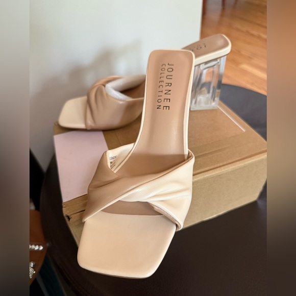 New nib Journee collection two tone clear heel sandals sz 7 - Picture 3 of 6